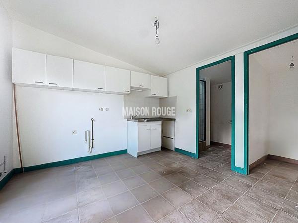 ETABLES SUR MER Maison de bourg au calme - proche mer - Dépendances - Investissement - Potentiel intéressant vie de plain-pied