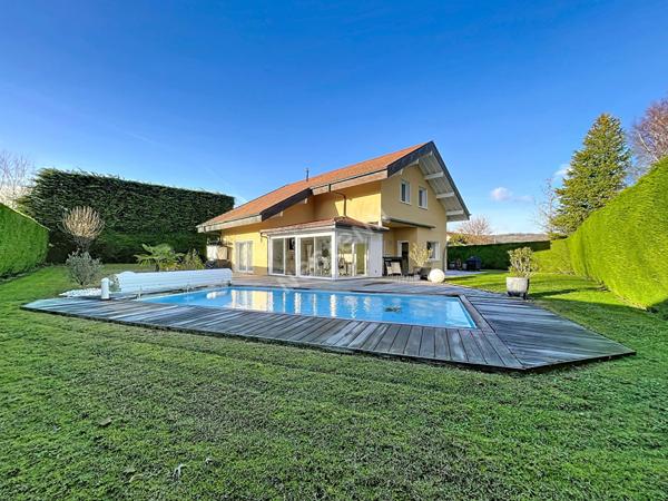 EPAGNY METZ-TESSY _ Charmante maison individuelle de 250,67 m² avec beau jardin et piscine, à vendre