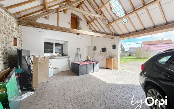 Maison à vendre    8 pièces •  Menat