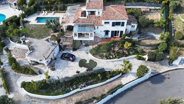 Maison  de luxe en vente - Var - 83
