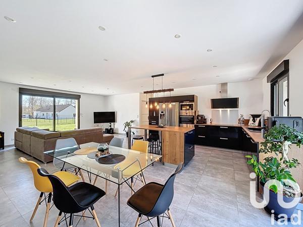 Maison à vendre 5 pièces 147 m² Romorantin-Lanthenay