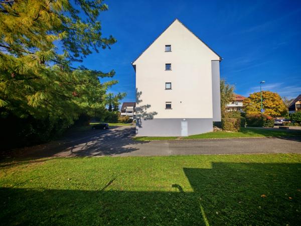 Appartement 3/4 P - traversant avec terrasse & garage – Rue du Rhône