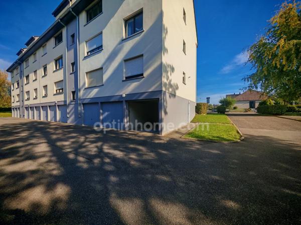 Appartement 3/4 P - traversant avec terrasse & garage – Rue du Rhône