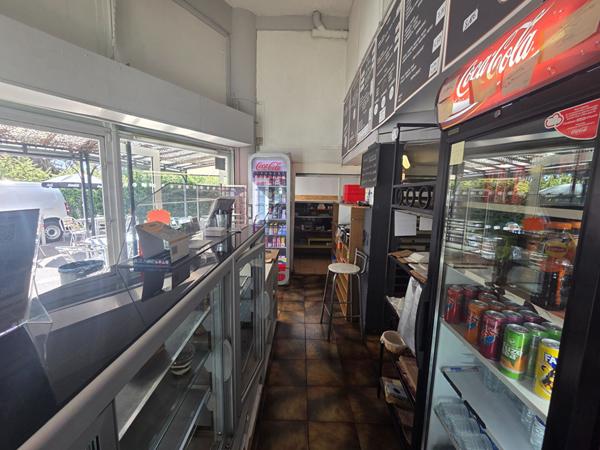 A Vendre Mur + Fond de commerce