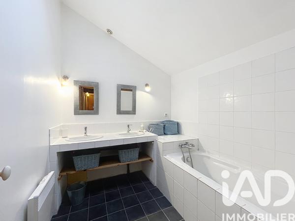 Maison à vendre 10 pièces 460 m² Orange