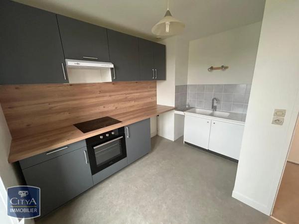 Appartement à louer 3 pièces 58.55m² Charleville-Mézières (08000)