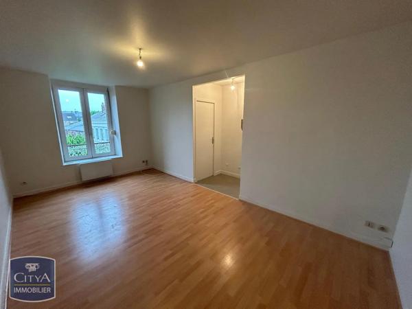Appartement à louer 3 pièces 58.55m² Charleville-Mézières (08000)