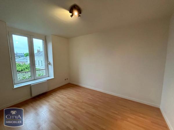 Appartement à louer 3 pièces 58.55m² Charleville-Mézières (08000)