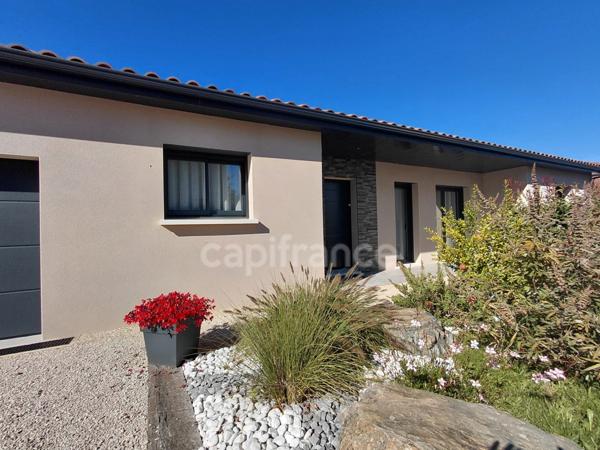 MAISON RECENTE (2022) – QUARTIER CALME & PROCHE CENTRE-VILLE MAURS (15)