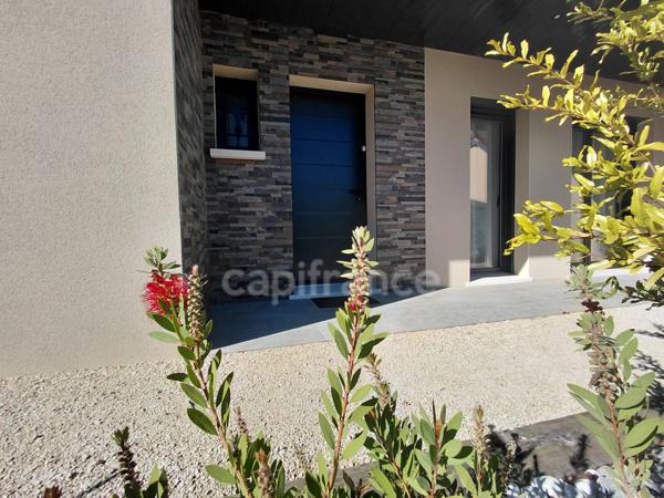 MAISON RECENTE (2022) – QUARTIER CALME & PROCHE CENTRE-VILLE MAURS (15)