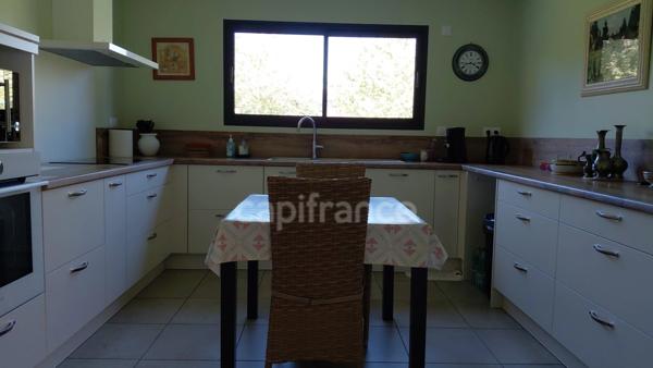 MAISON RECENTE (2022) – QUARTIER CALME & PROCHE CENTRE-VILLE MAURS (15)