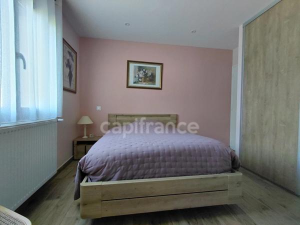 MAISON RECENTE (2022) – QUARTIER CALME & PROCHE CENTRE-VILLE MAURS (15)