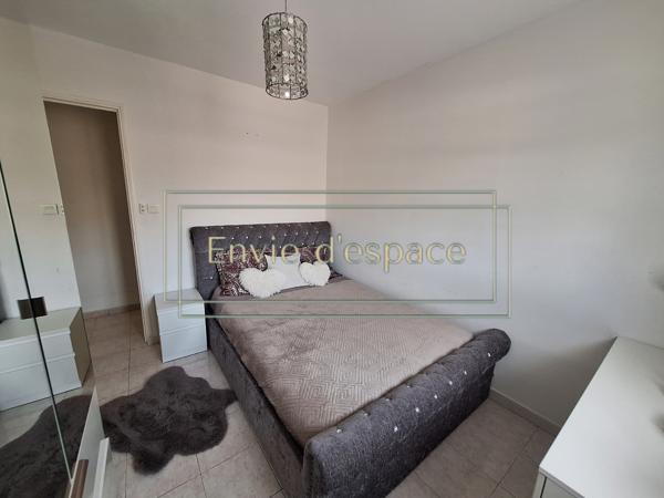 Maison familiale avec T3 indépendant et piscine à Toulon