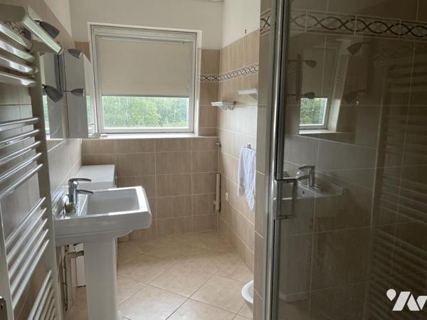 APPARTEMENT 4 PIECES TRAVERSANT AU 5E ETAGE VUES PARC