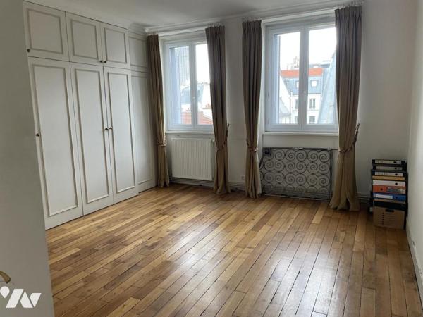 APPARTEMENT 4 PIECES TRAVERSANT AU 5E ETAGE VUES PARC