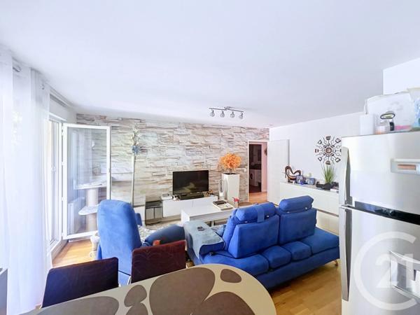 Appartement F3 à vendre  3 pièces - 65,62 m 2   CHOISY LE ROI  - 94
