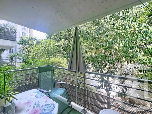 Appartement F3 à vendre  3 pièces - 65,62 m 2   CHOISY LE ROI  - 94