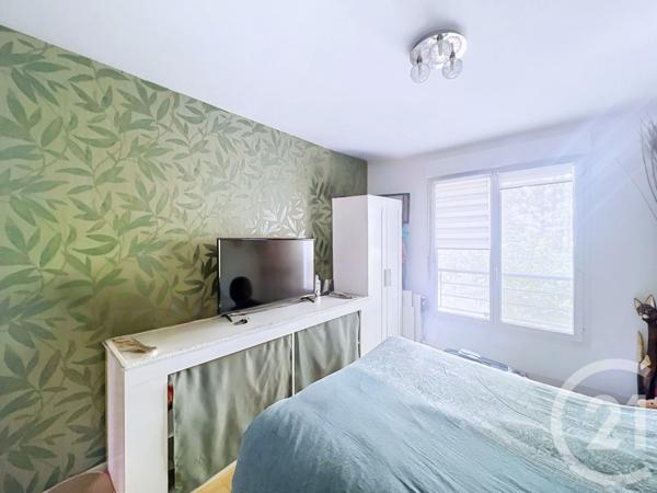 Appartement F3 à vendre  3 pièces - 65,62 m 2   CHOISY LE ROI  - 94