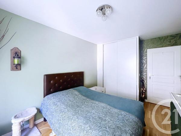 Appartement F3 à vendre  3 pièces - 65,62 m 2   CHOISY LE ROI  - 94