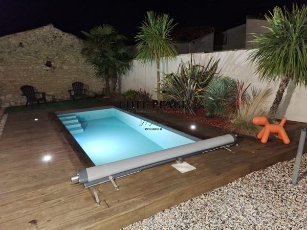 Royan (17200) ROYAN Élégante Maison Charentaise rénovée avec piscine dépendances proche centre-ville au prix de 699.500€ HAI