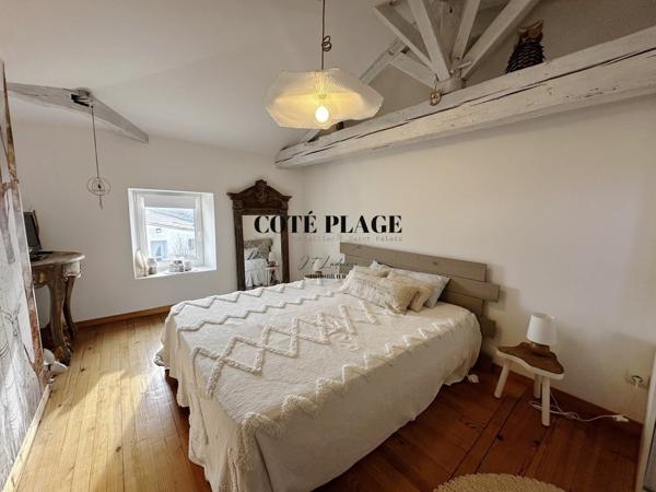 Royan (17200) ROYAN Élégante Maison Charentaise rénovée avec piscine dépendances proche centre-ville au prix de 699.500€ HAI