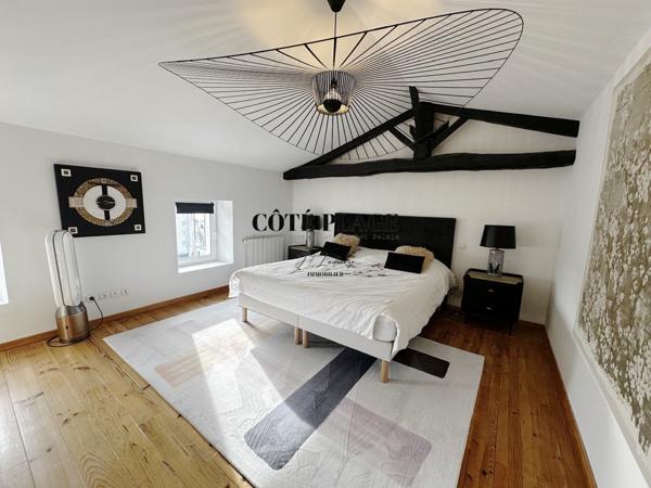 Royan (17200) ROYAN Élégante Maison Charentaise rénovée avec piscine dépendances proche centre-ville au prix de 699.500€ HAI