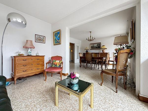 Victor Hugo Danton Type 4 de 88 m² avec cave et garage