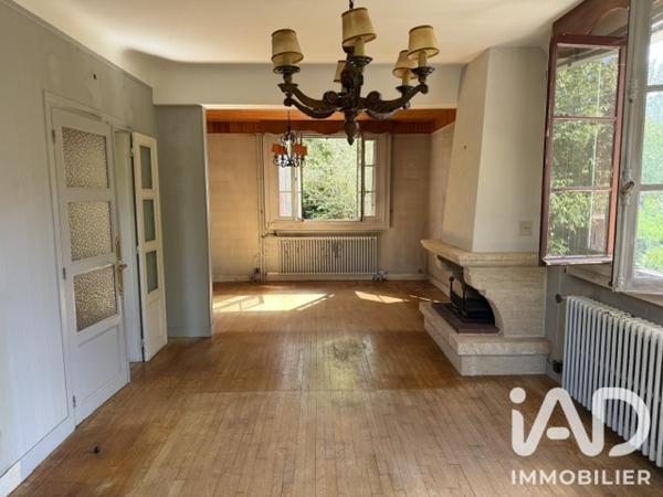 Maison à vendre 6 pièces 114 m² Saint-Fargeau-Ponthierry