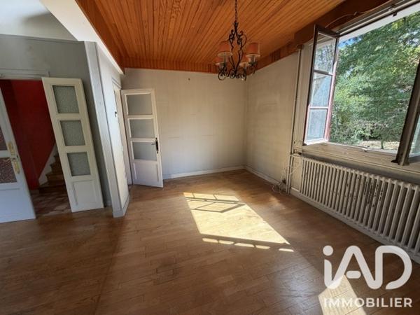 Maison à vendre 6 pièces 114 m² Saint-Fargeau-Ponthierry
