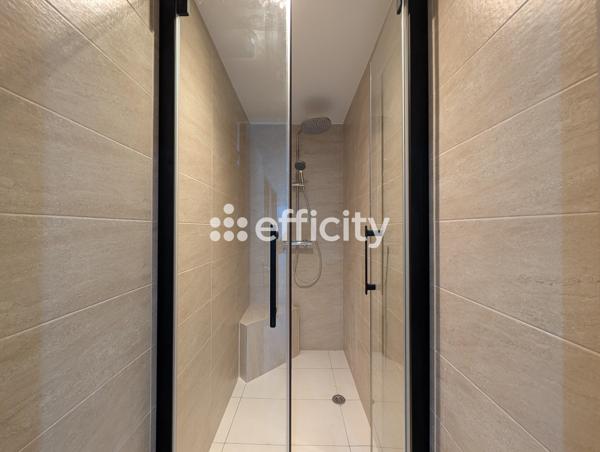 Maison
         5 pièces
        - 135 m² 449 500 € *