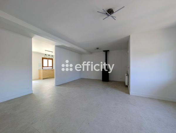 Maison
         5 pièces
        - 135 m² 449 500 € *