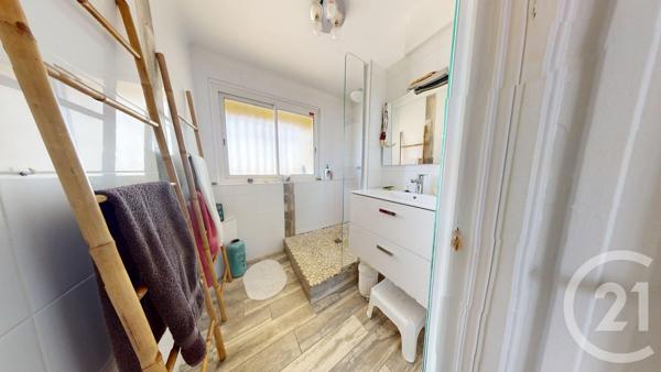Appartement T3 à vendre  3 pièces - 67,50 m 2   ANGLET  - 64