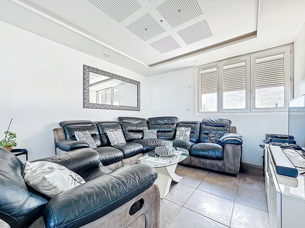 Appartement 3 pièces à La Rose - Vue dégagée et métro à 6mn, exclusivité ERA