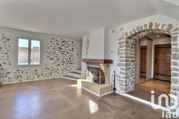 Maison 11 pièces de 333 m² à Cotignac (83570)