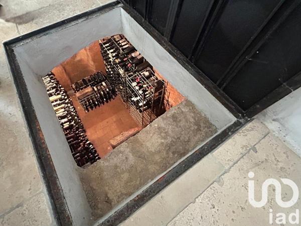 Maison 11 pièces de 333 m² à Cotignac (83570)