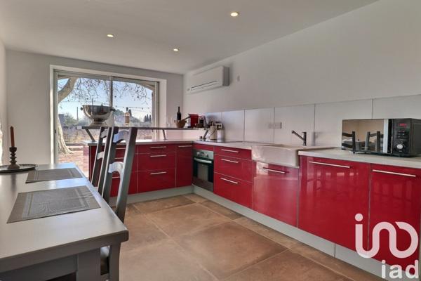 Maison 11 pièces de 333 m² à Cotignac (83570)