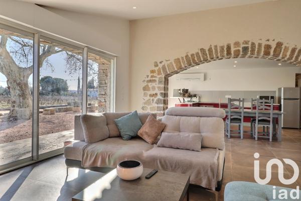 Maison 11 pièces de 333 m² à Cotignac (83570)