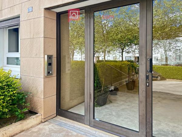 Appartement Chateaubriant T4 pièce(s) 76 m2, 3 chambres, cave et parking