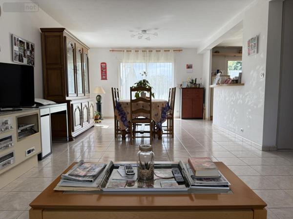 Maison à vendre à Pabu dans les Côtes-d'Armor (22200), ref : 22064-1284