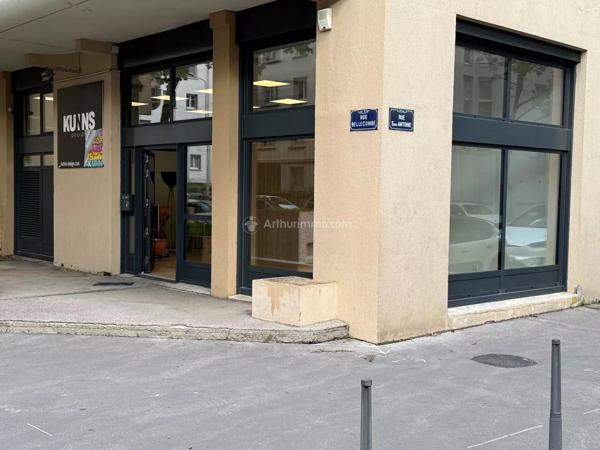 Location Bureau 10 pièces 219 m2 à Lyon 3