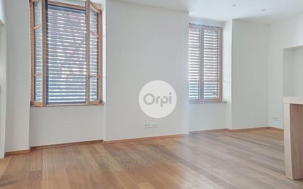 Appartement à vendre    2 pièces • 44,98 m2 Lyon 3