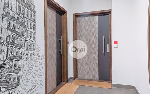 Appartement à vendre    2 pièces • 44,98 m2 Lyon 3