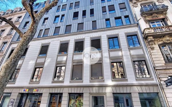 Appartement à vendre    2 pièces • 44,98 m2 Lyon 3