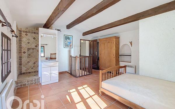 Maison à vendre    4 pièces •  Le Beausset