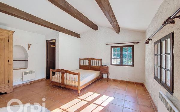 Maison à vendre    4 pièces •  Le Beausset