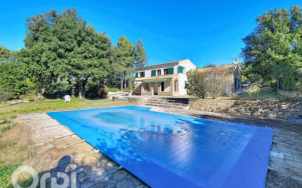 Maison à vendre    4 pièces •  Le Beausset