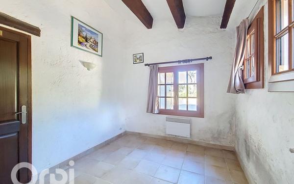 Maison à vendre    4 pièces •  Le Beausset