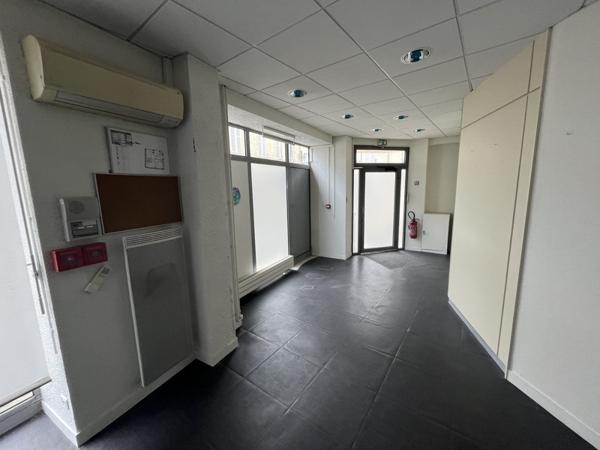 Immeuble à vendre 202 920 € Barbezieux-Saint-Hilaire 266 m² DPE D