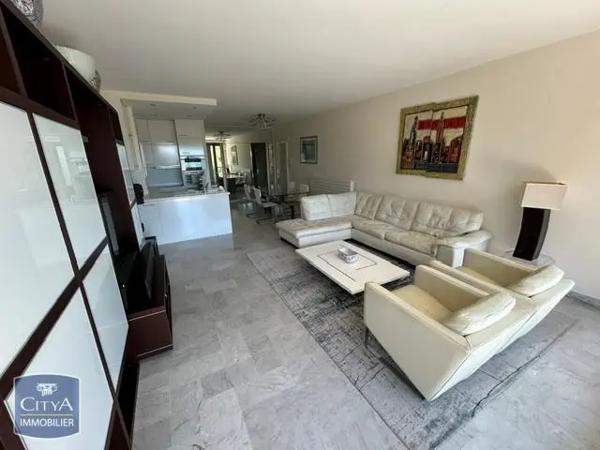 Appartement à louer 3 pièces 70.08m² Cannes (06400)