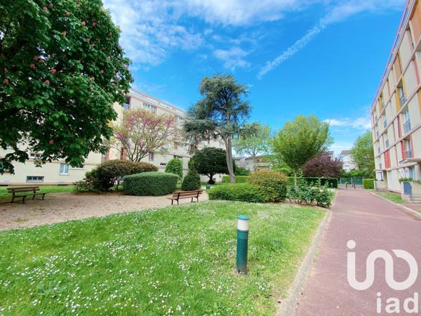 Appartement 3 pièces de 53 m² à Vitry-sur-Seine (94400)